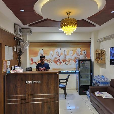 Hotel Shreeji'S Γκαντχιναγκάρ Εξωτερικό φωτογραφία