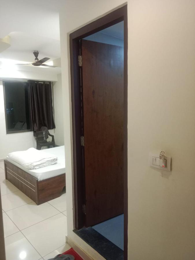 Hotel Shreeji'S Γκαντχιναγκάρ Εξωτερικό φωτογραφία
