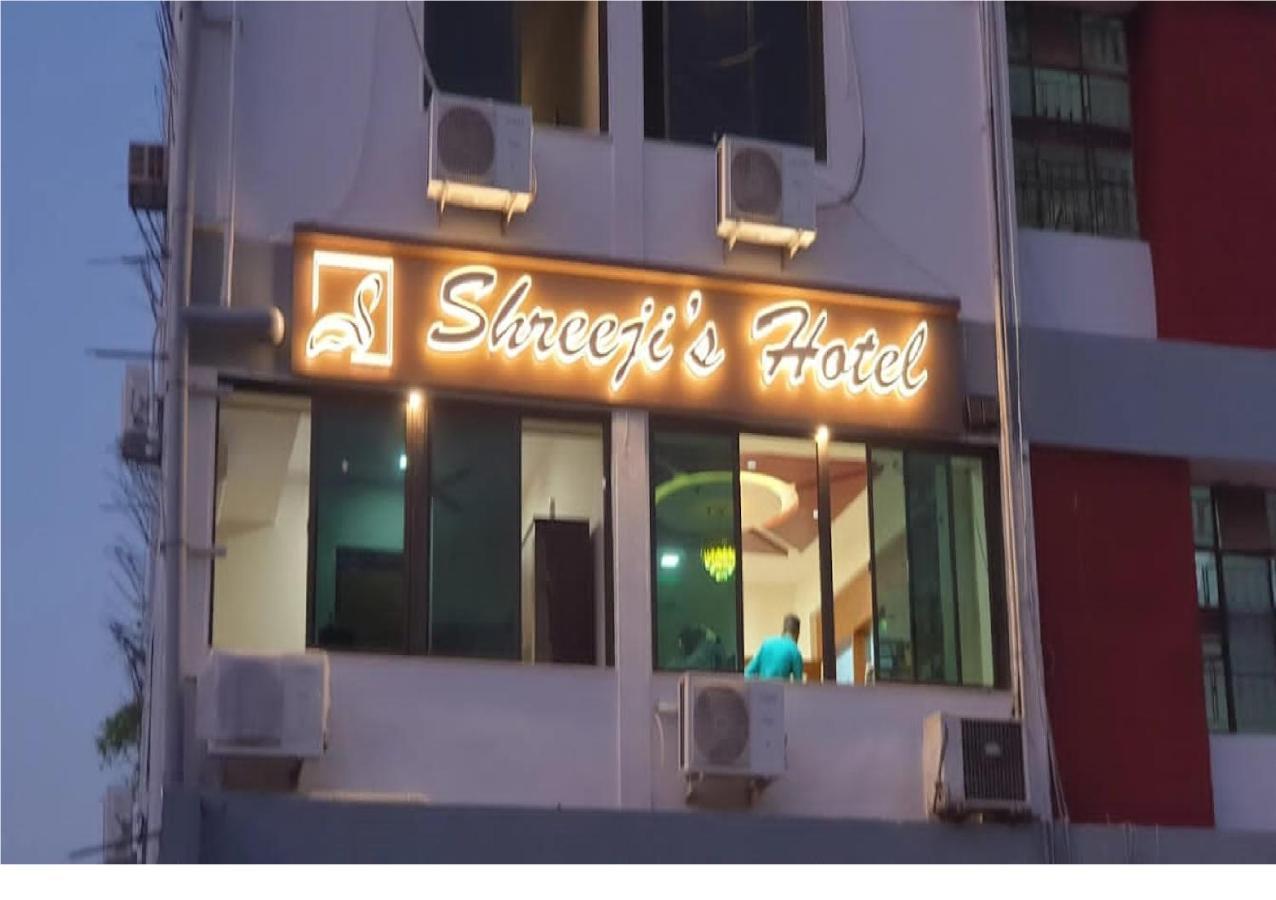 Hotel Shreeji'S Γκαντχιναγκάρ Εξωτερικό φωτογραφία